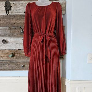 NWT Love Riche Simple & Pleated Dress in Rust Sizes XS/S/M